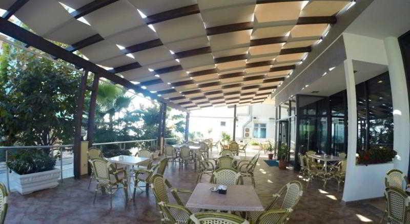 Hotel Bella Vista Shkallnur ภายนอก รูปภาพ