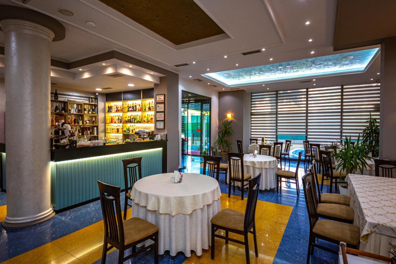 Hotel Bella Vista Shkallnur ภายนอก รูปภาพ