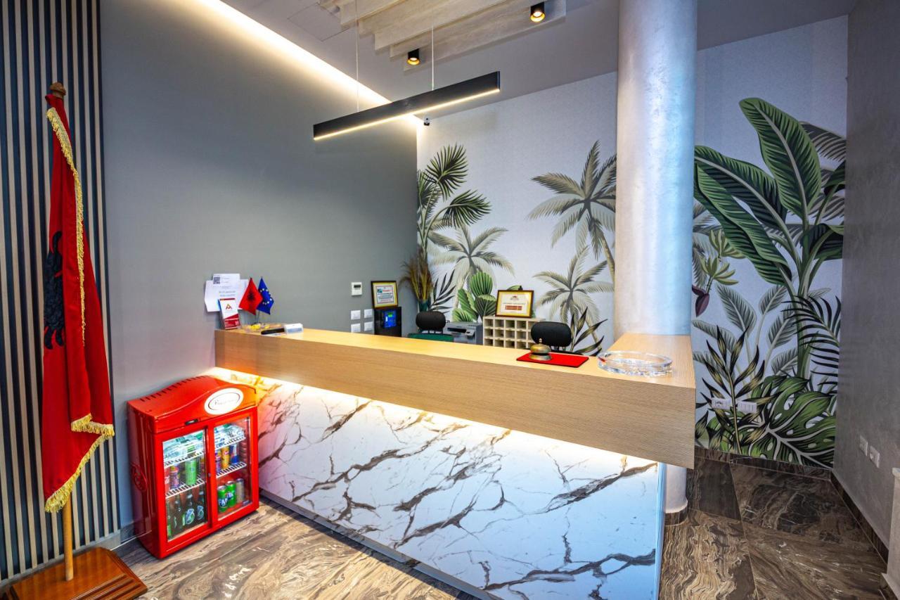 Hotel Bella Vista Shkallnur ภายนอก รูปภาพ