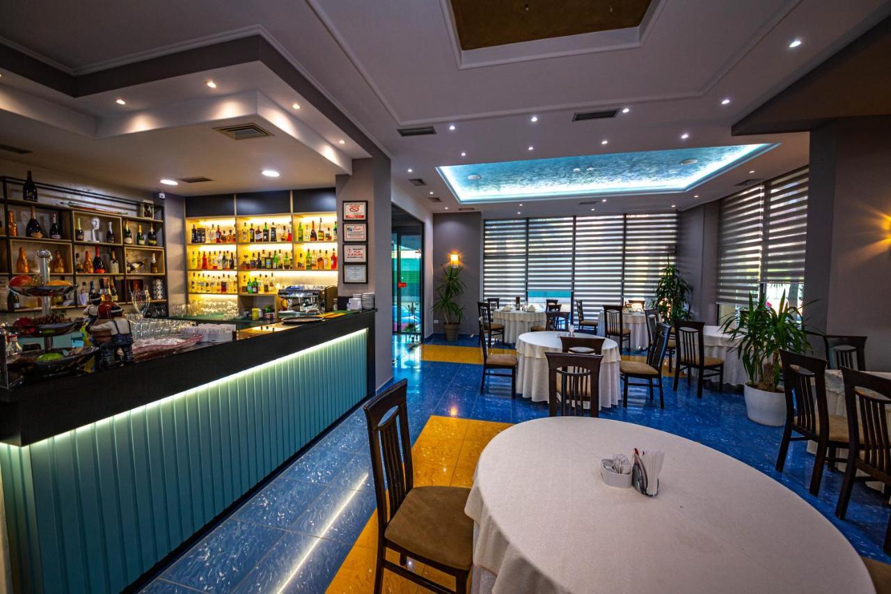 Hotel Bella Vista Shkallnur ภายนอก รูปภาพ