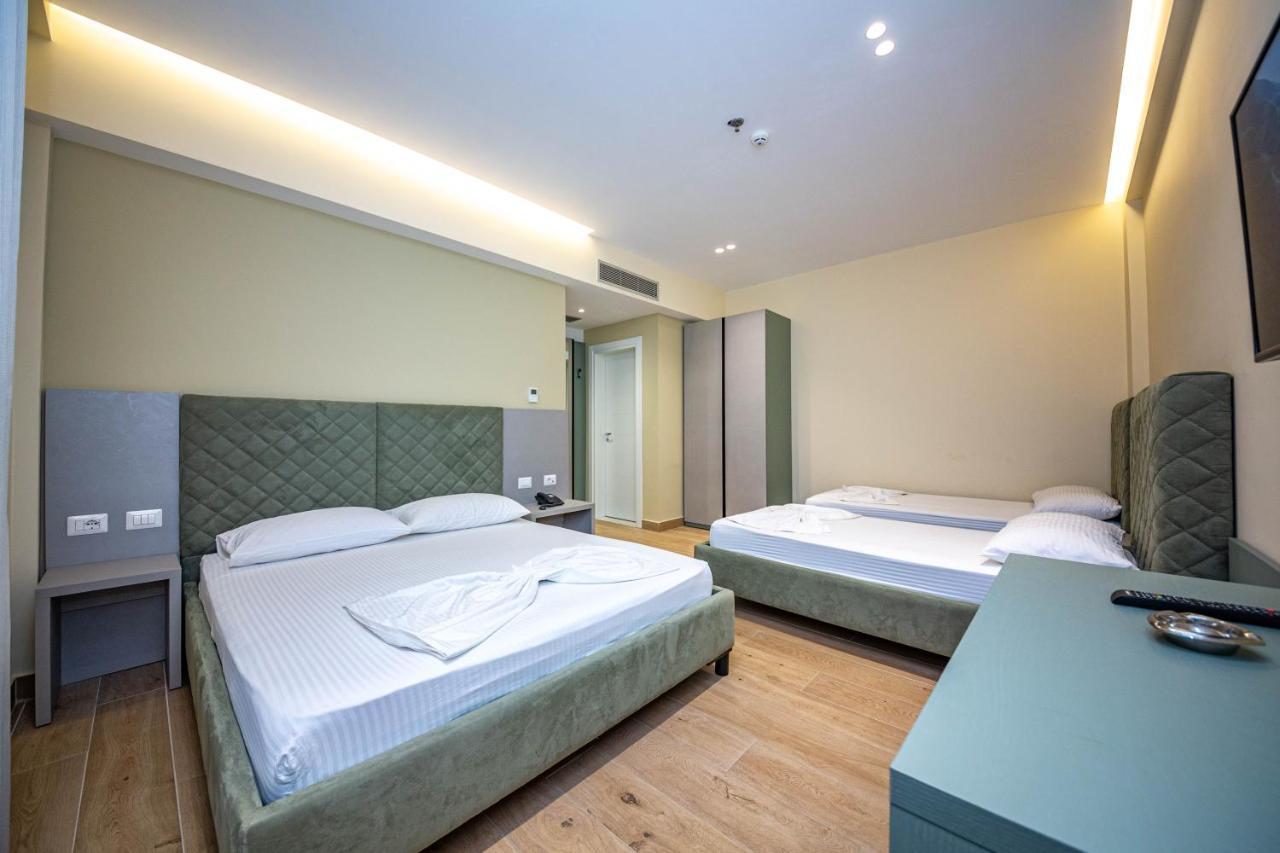 Hotel Bella Vista Shkallnur ภายนอก รูปภาพ