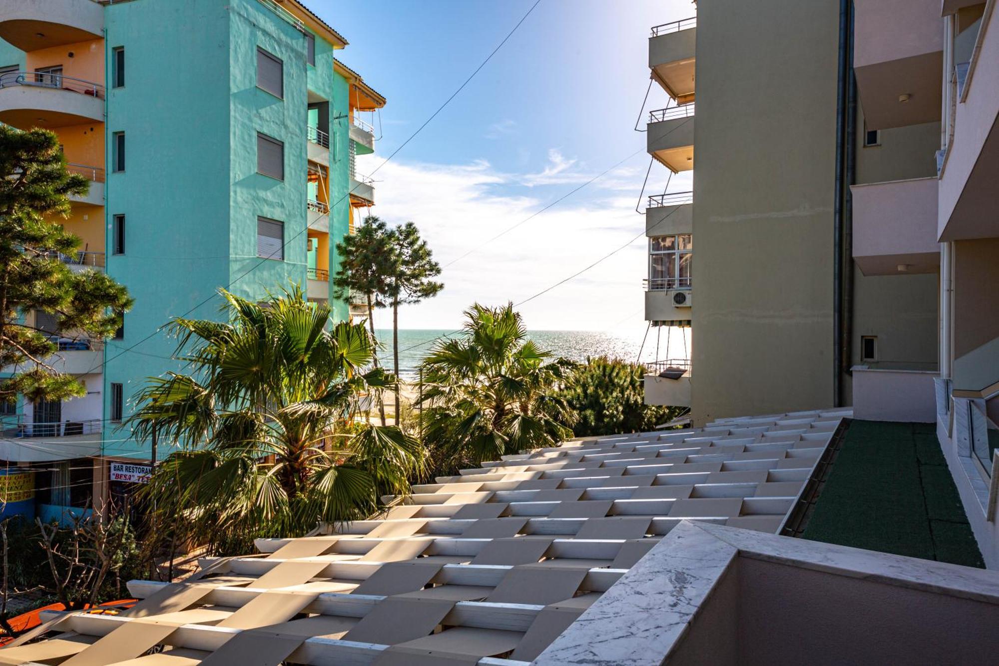 Hotel Bella Vista Shkallnur ภายนอก รูปภาพ