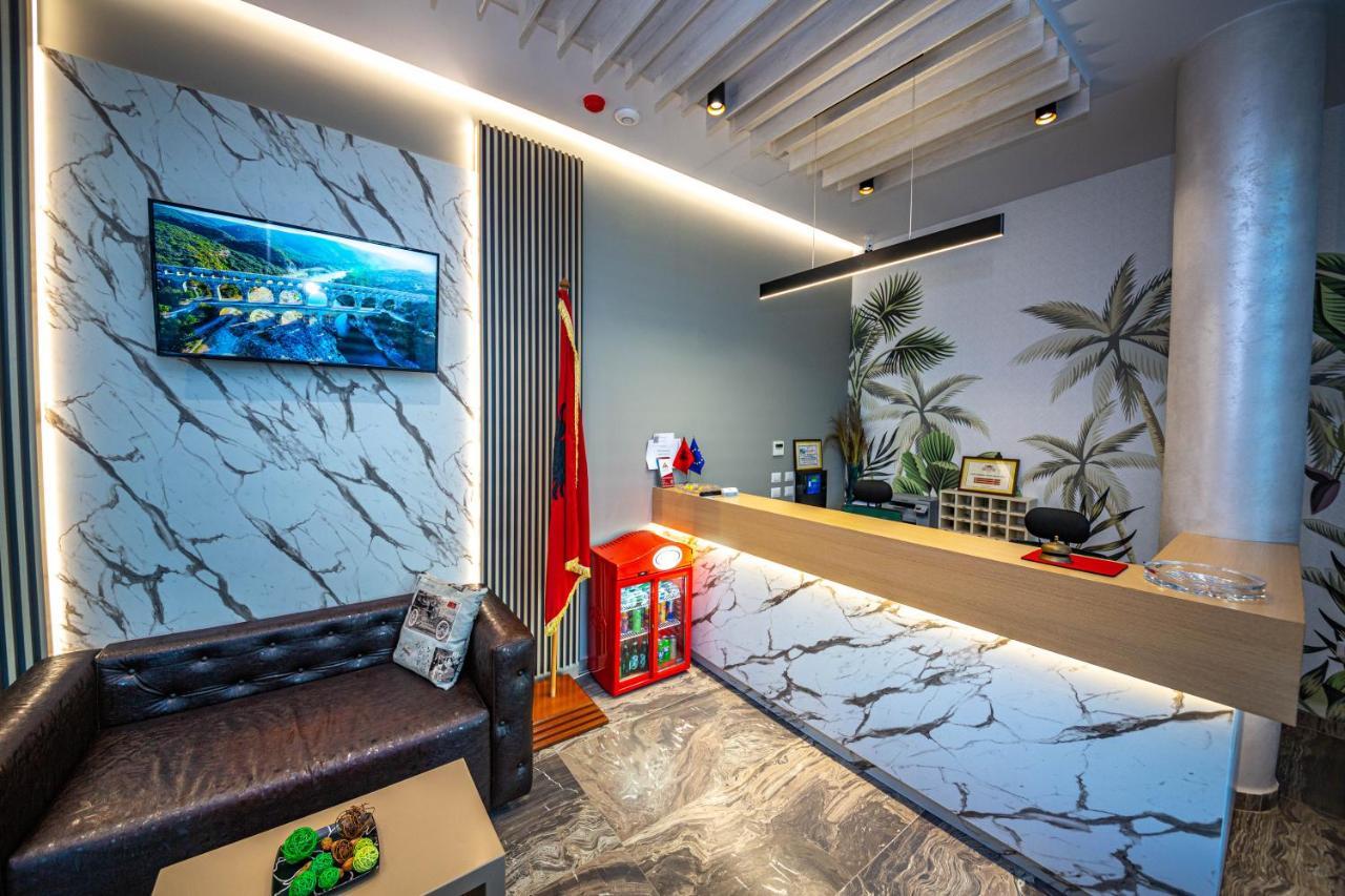 Hotel Bella Vista Shkallnur ภายนอก รูปภาพ