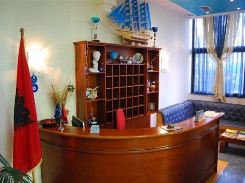 Hotel Bella Vista Shkallnur ภายนอก รูปภาพ